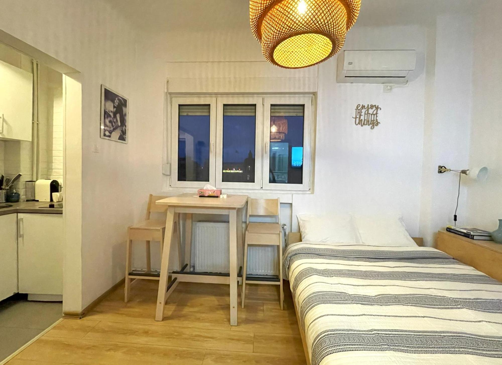 Rooftop Studio In The Heart Of Bucharest W Netflix Extérieur photo